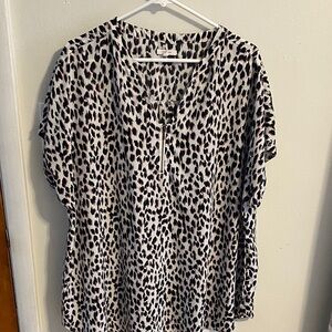 *SOLD* Maurice’s Maternity XXL Leopard Blouse